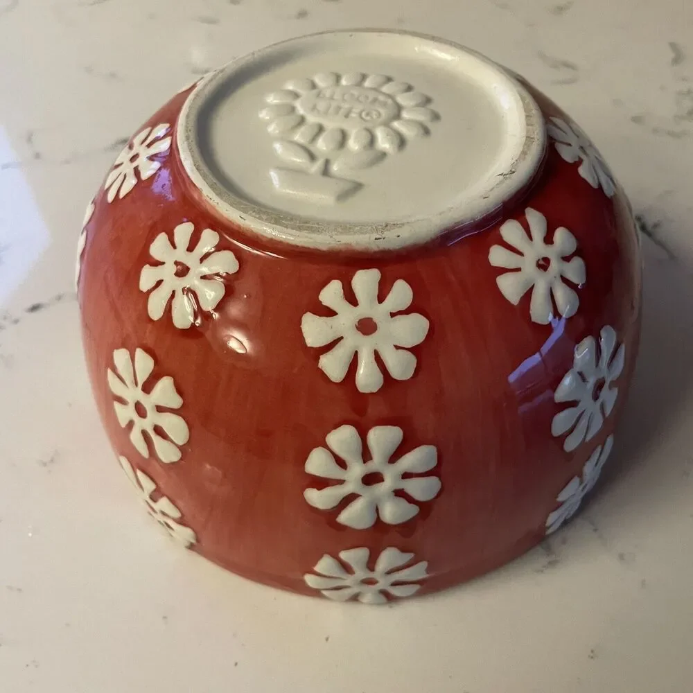 Bloom Rite Soup / Cereal Bowl Retro Vintage Groovy Flower Power Big Red Daisy‎